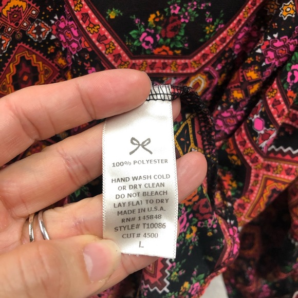 Everly Size L Print Blouse - Picture 4 of 4